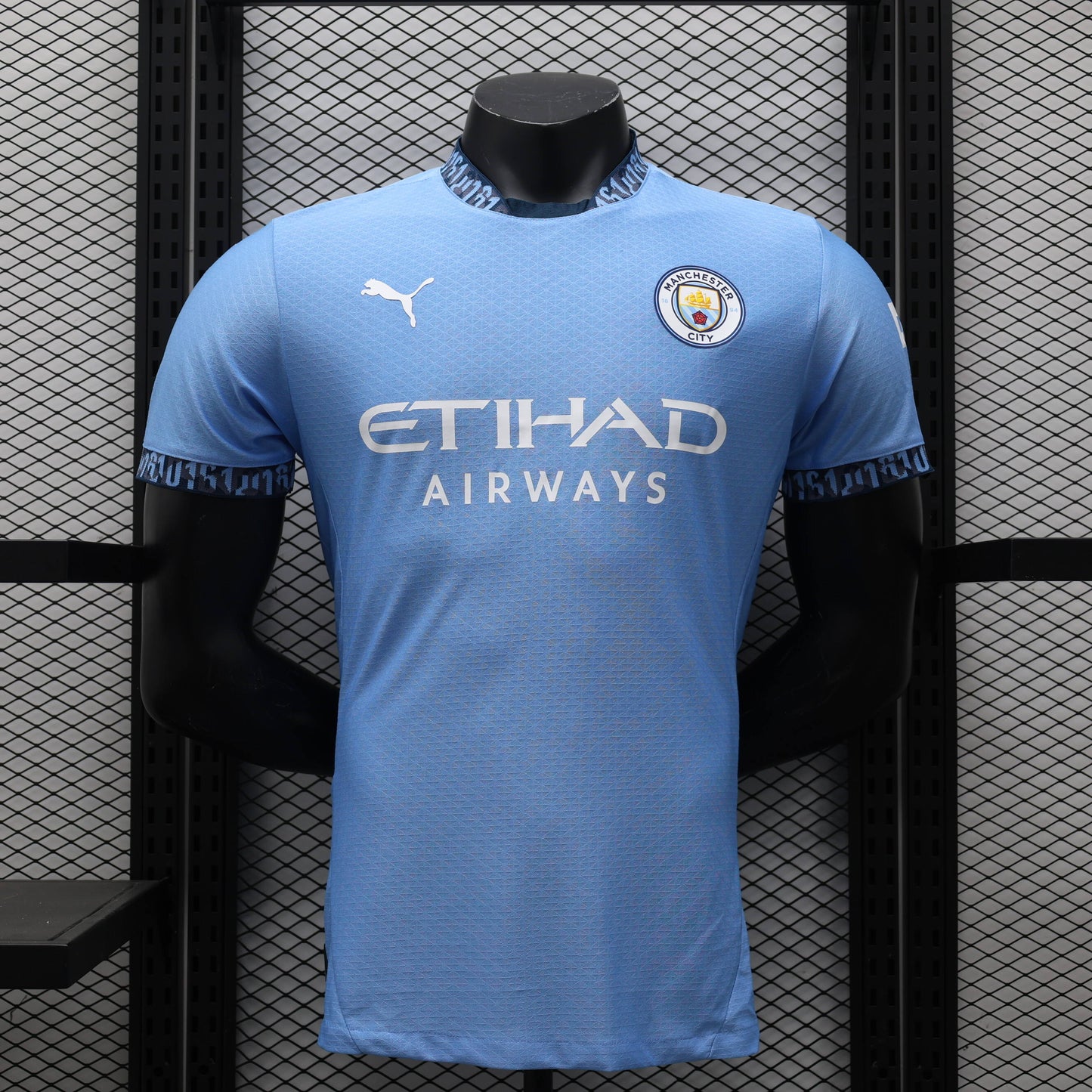 Manchester City 24-25 season home jersey