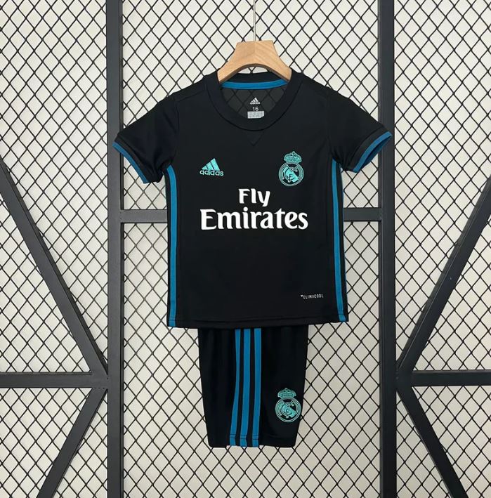 Real Madrid 17/18 away kit kids